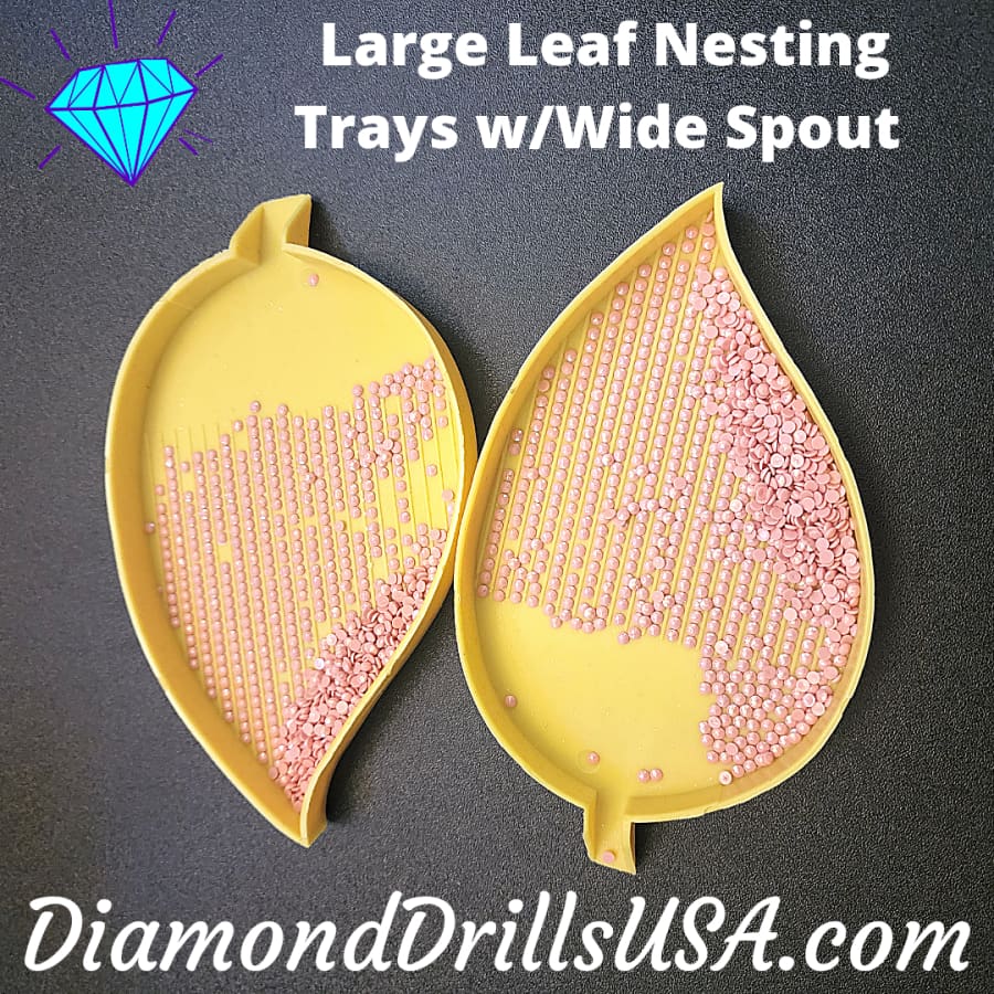 CLEARANCE - FLAWED - Large Leaf Nesting Trays w/Wide Pour 