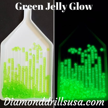 Green Jelly SQUARE GLOW in the Dark UV 5D Diamond Painting 